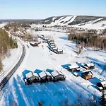 Hulvaton A - 12 Hloe, Golf 别墅 Jämsä