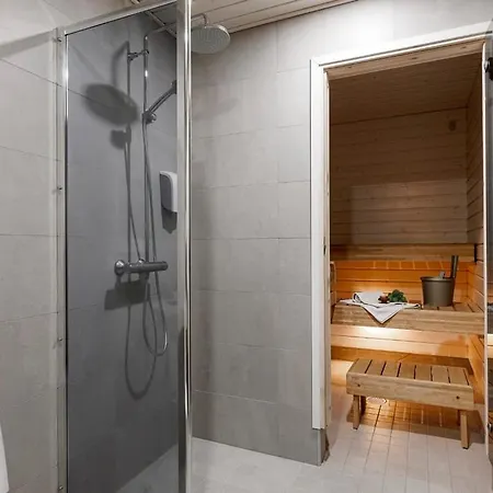 Hulvaton A - 12 Hloe, Golf